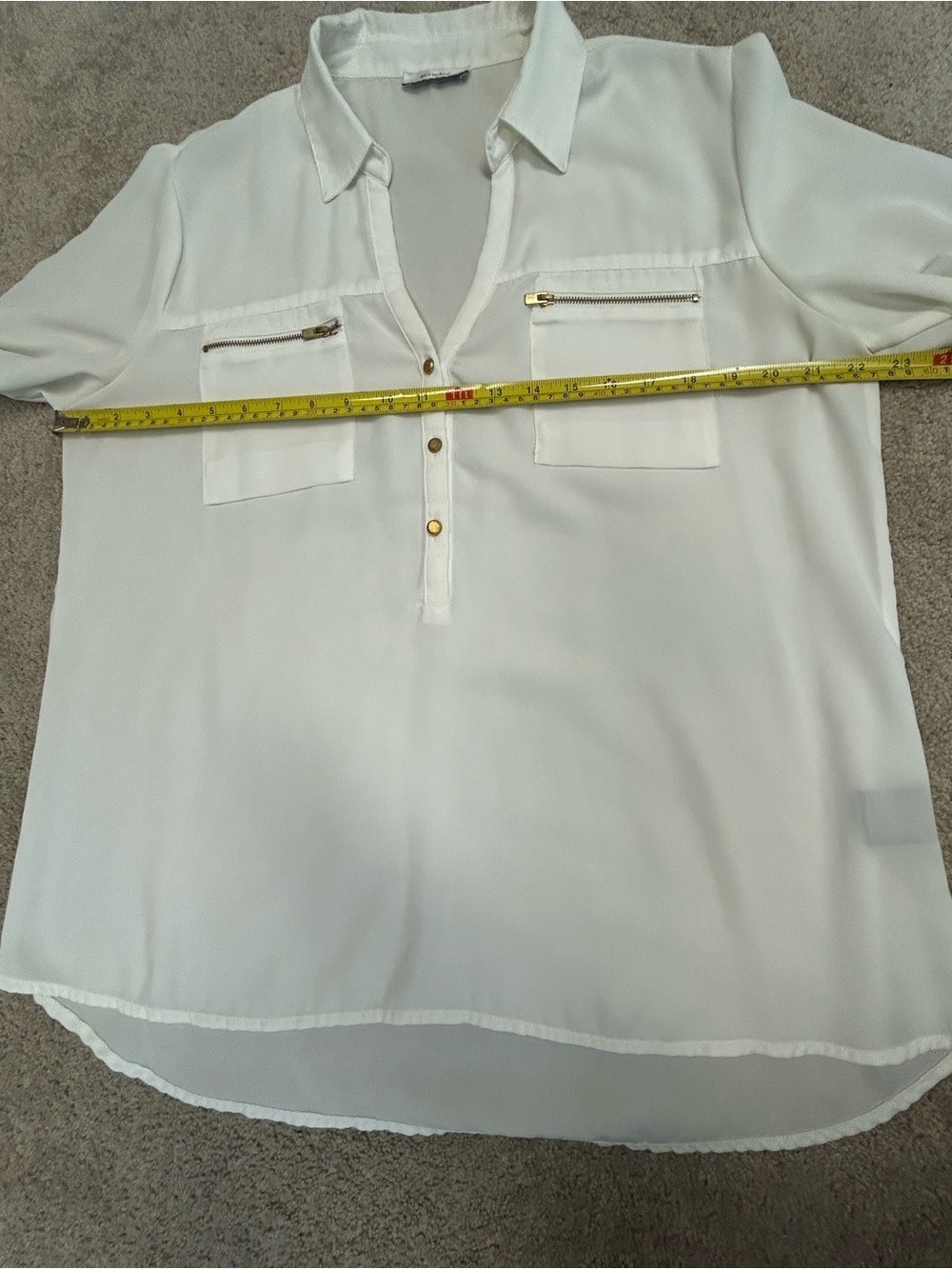 Mandee White Utility Pocket V-neck half button down Blouse roll tab sleeve XL - Picture 8 of 13